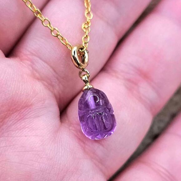 Nature Amethyst Rabbit Charm Necklace - Picture 10 of 10